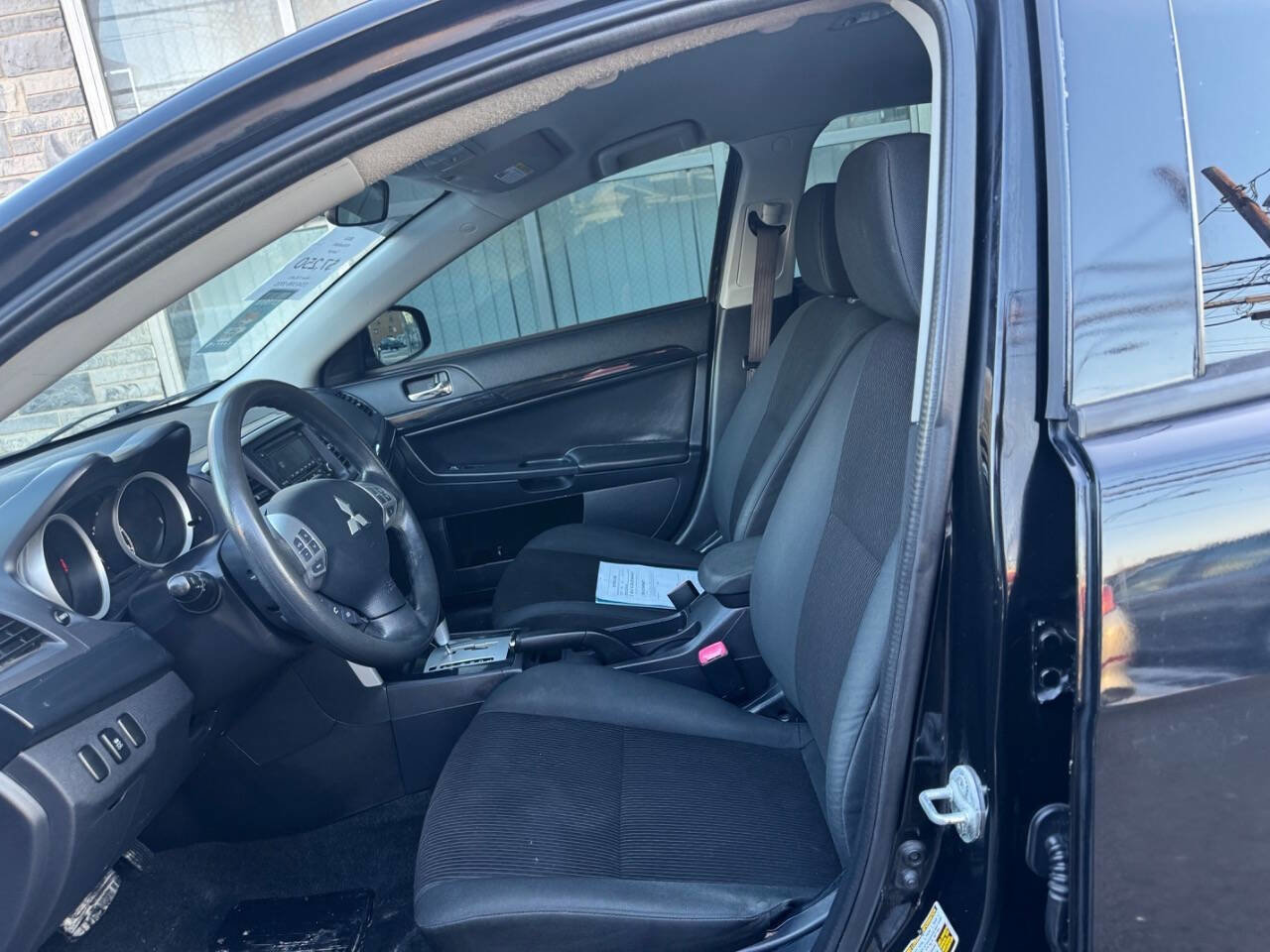 Used 2016 Mitsubishi Lancer ES image 9