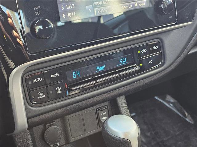 Used 2017 Toyota Corolla LE image 25