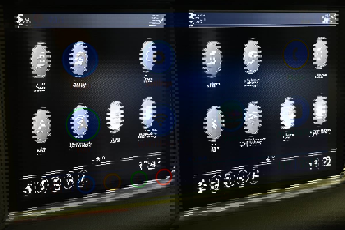 Used 2021 GMC Yukon Denali w/ Denali Ultimate Package image 62