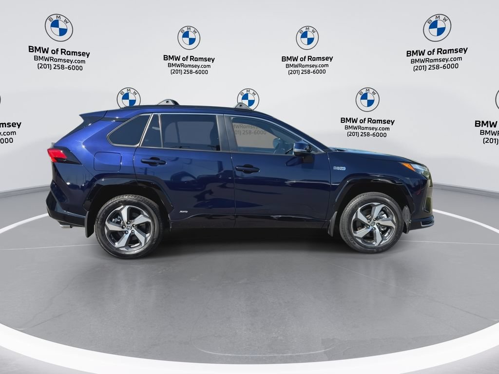 Used 2024 Toyota RAV4 SE w/ Weather & Moonroof Package AWD/4WD image 9