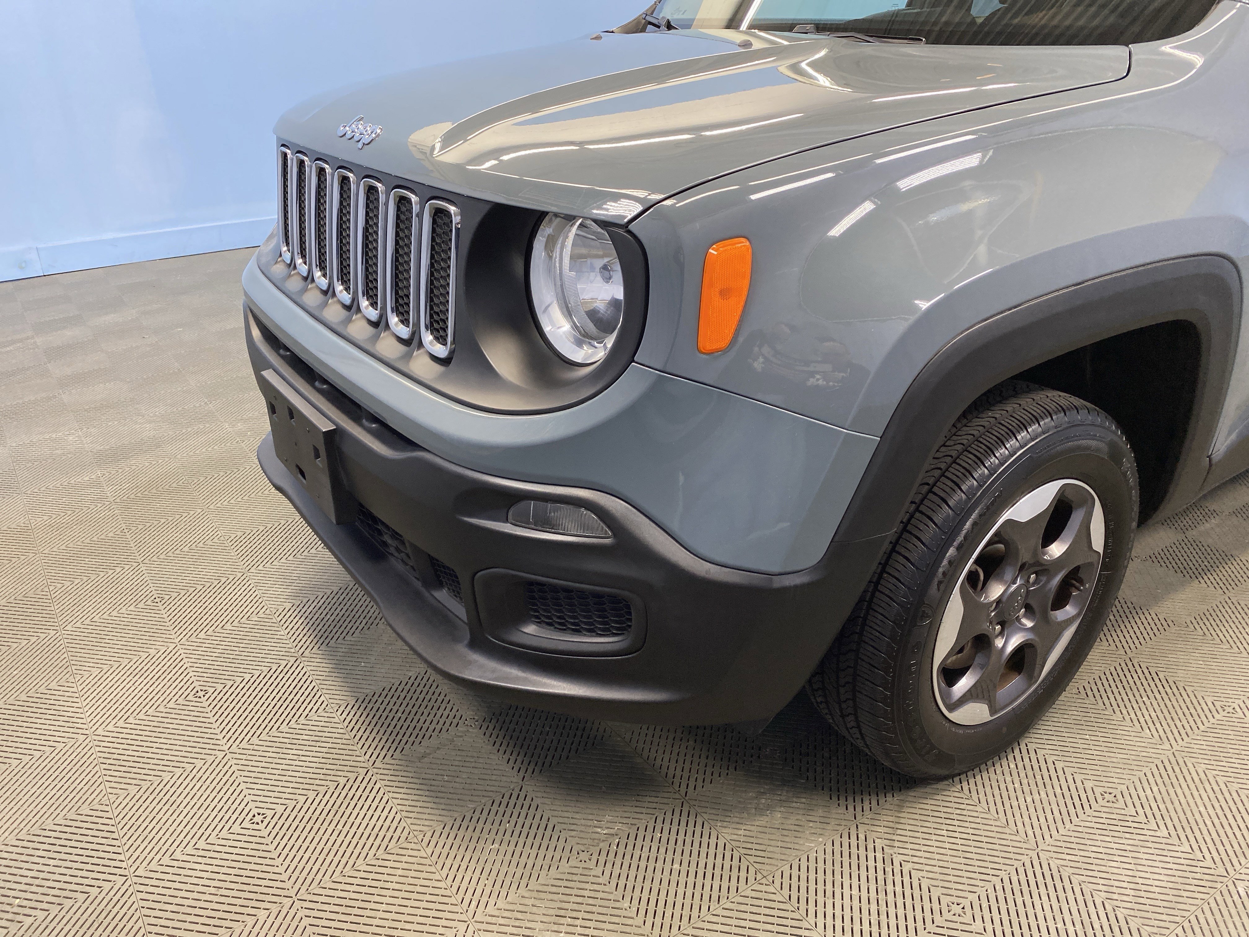 Certified 2017 Jeep Renegade Sport w/ Power & Air Group image 45