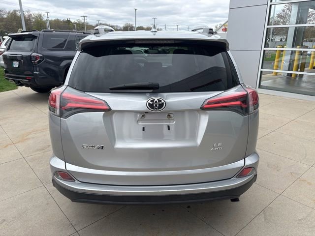 Used 2016 Toyota RAV4 LE AWD/4WD image 6