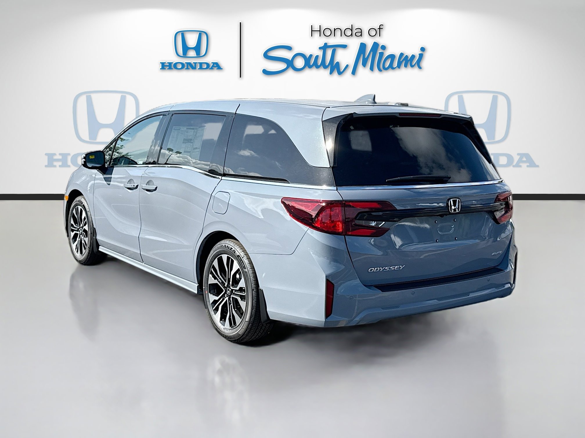 New 2026 Honda Odyssey Elite image 5