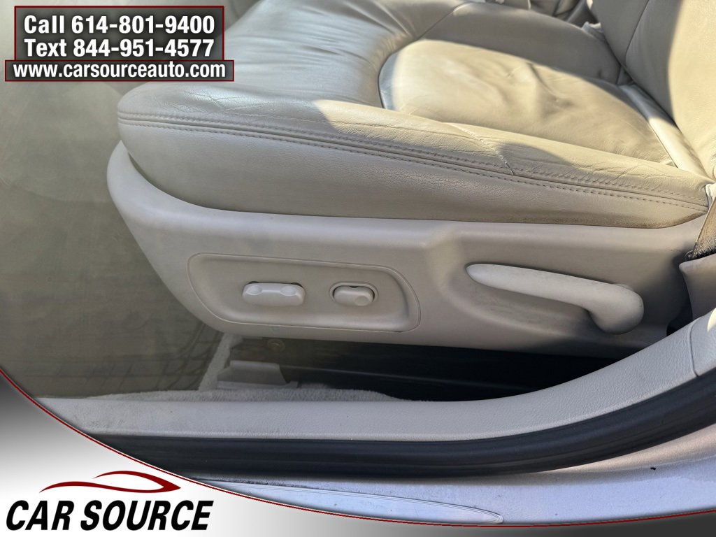 Used 2008 Buick LaCrosse CXL w/ Driver Confidence Package image 13