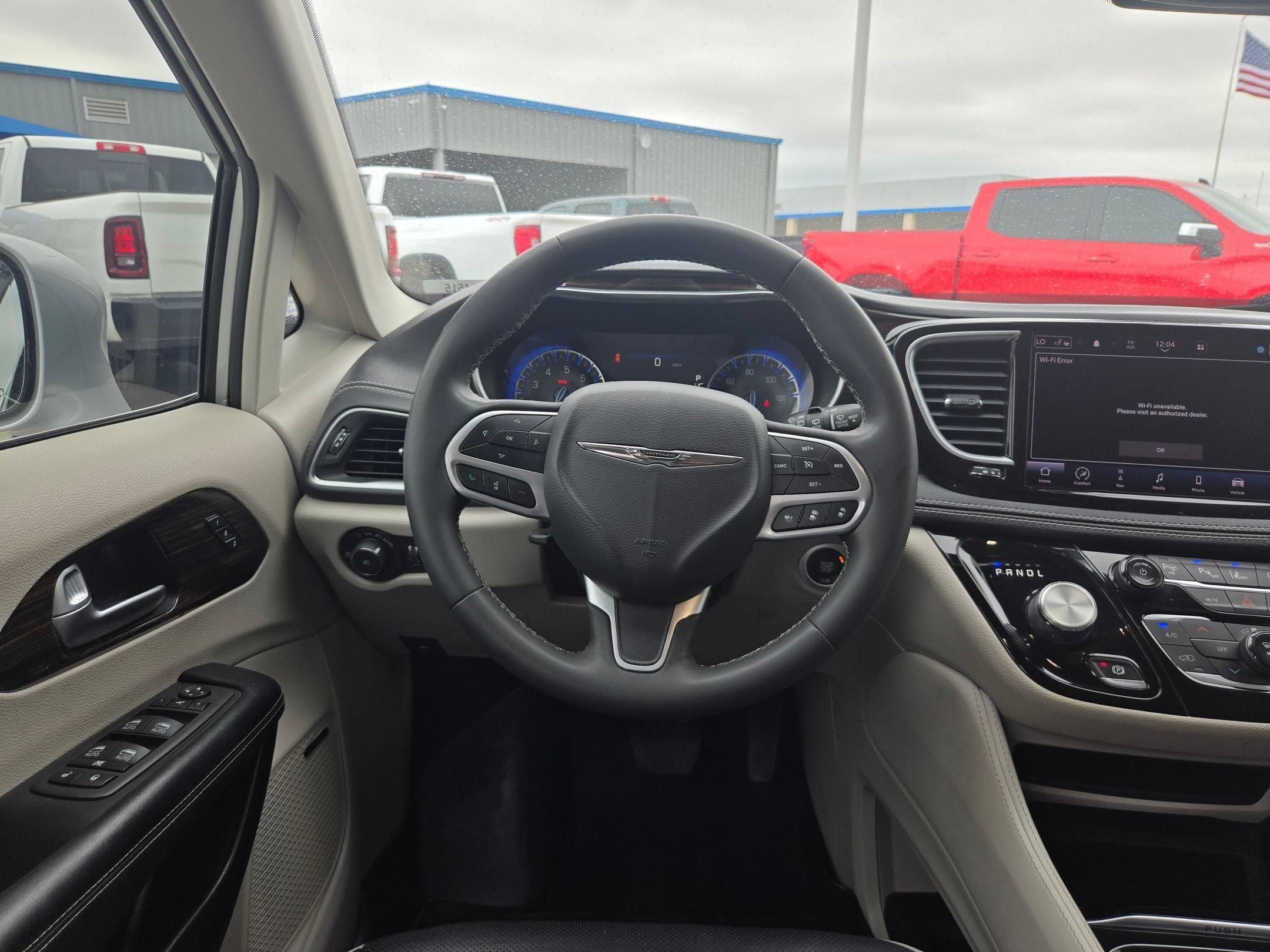 Used 2022 Chrysler Pacifica Limited FWD image 17