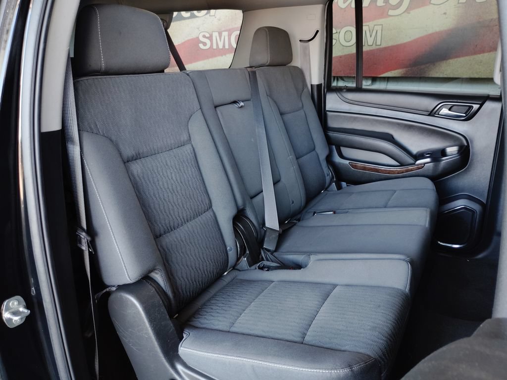 Used 2017 Chevrolet Suburban 3500 LS w/ Driver Alert Package AWD/4WD image 18