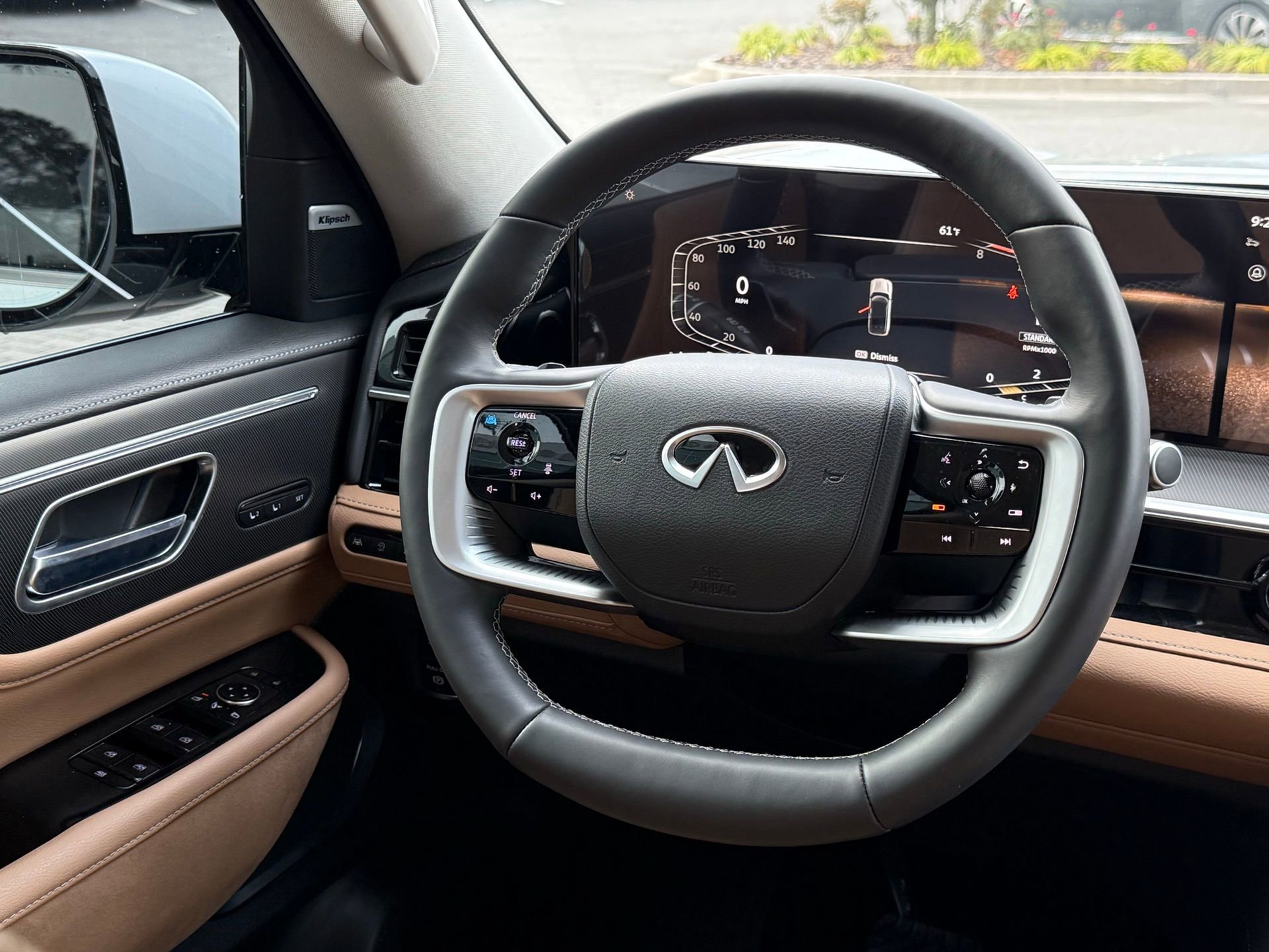 Used 2025 INFINITI QX80 Luxe image 35