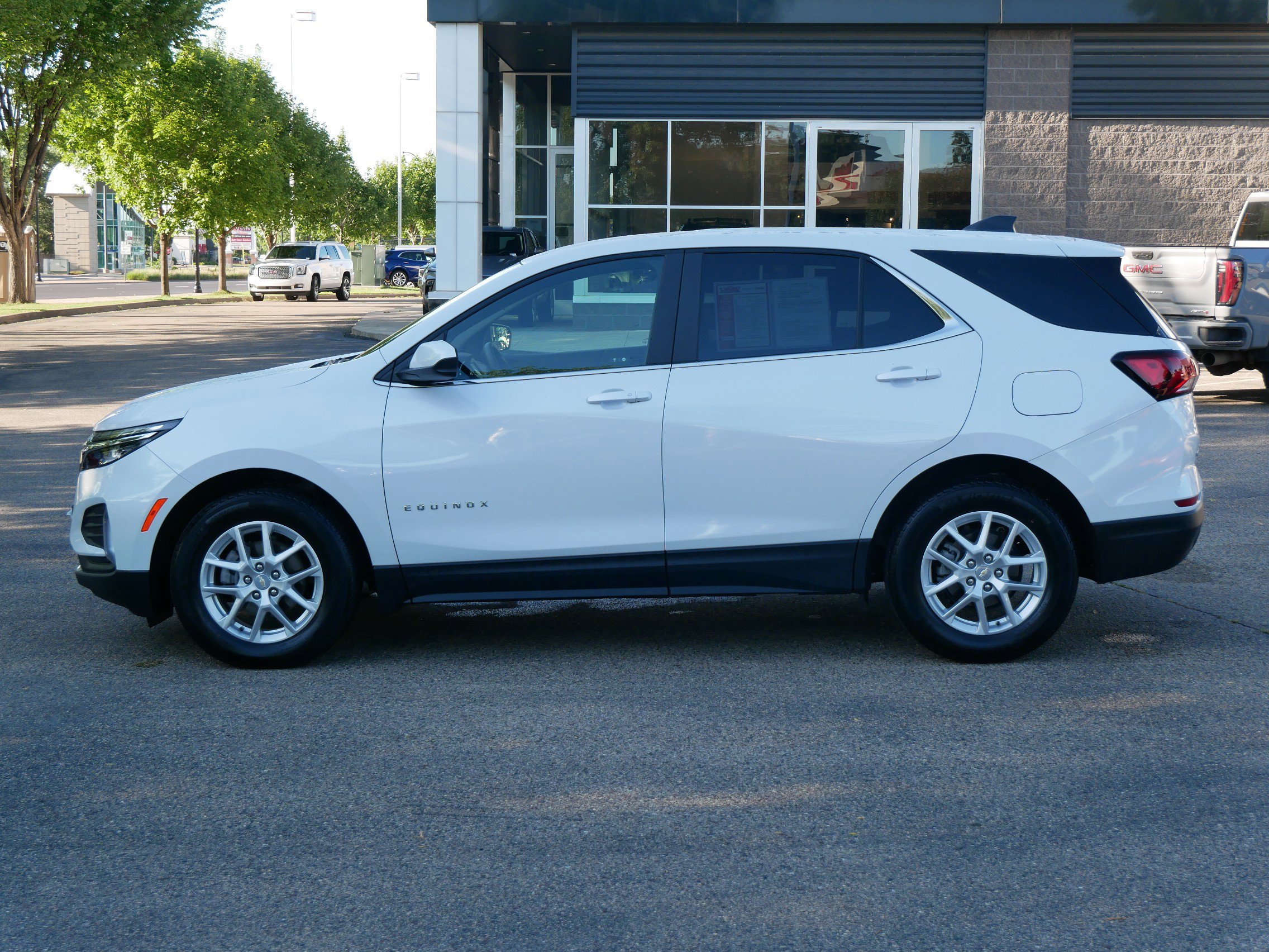 Used 2022 Chevrolet Equinox LT image 5