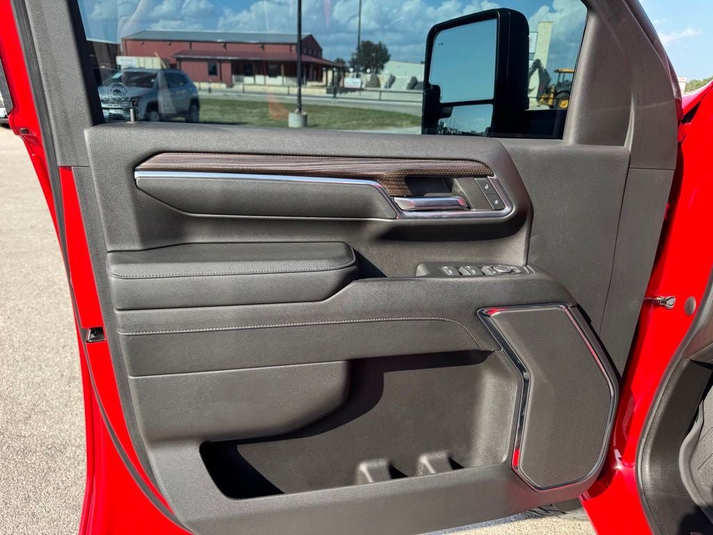 Used 2024 Chevrolet Silverado 2500 LT w/ Z71 Sport Edition AWD/4WD image 9
