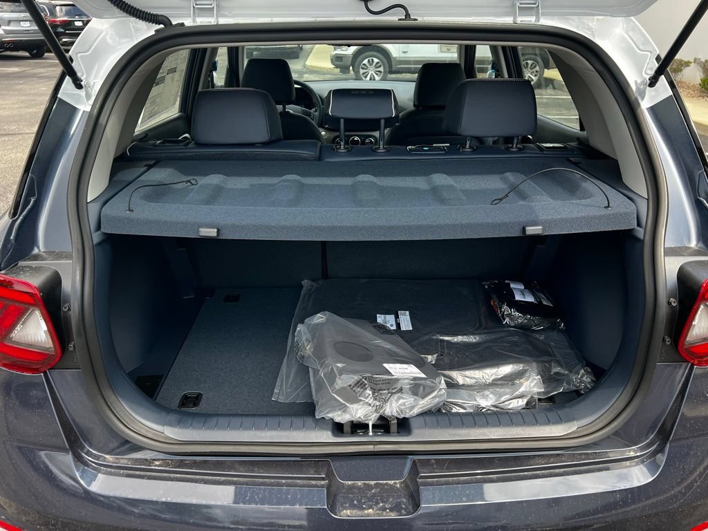 New 2026 Hyundai Venue SEL FWD image 11