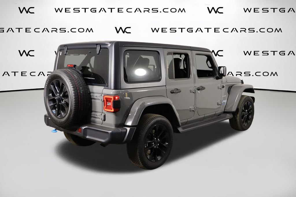 Used 2023 Jeep Wrangler Unlimited Sahara w/ Cold Weather Group AWD/4WD image 46