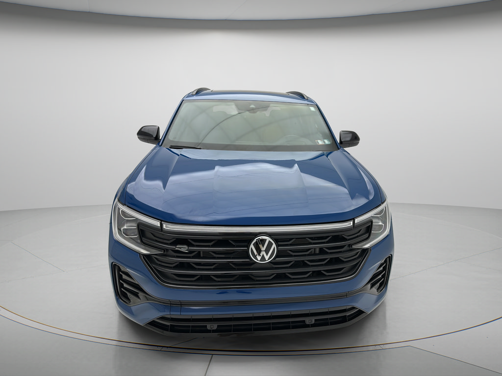 Used 2025 Volkswagen Atlas Cross Sport SEL R-Line AWD/4WD image 5