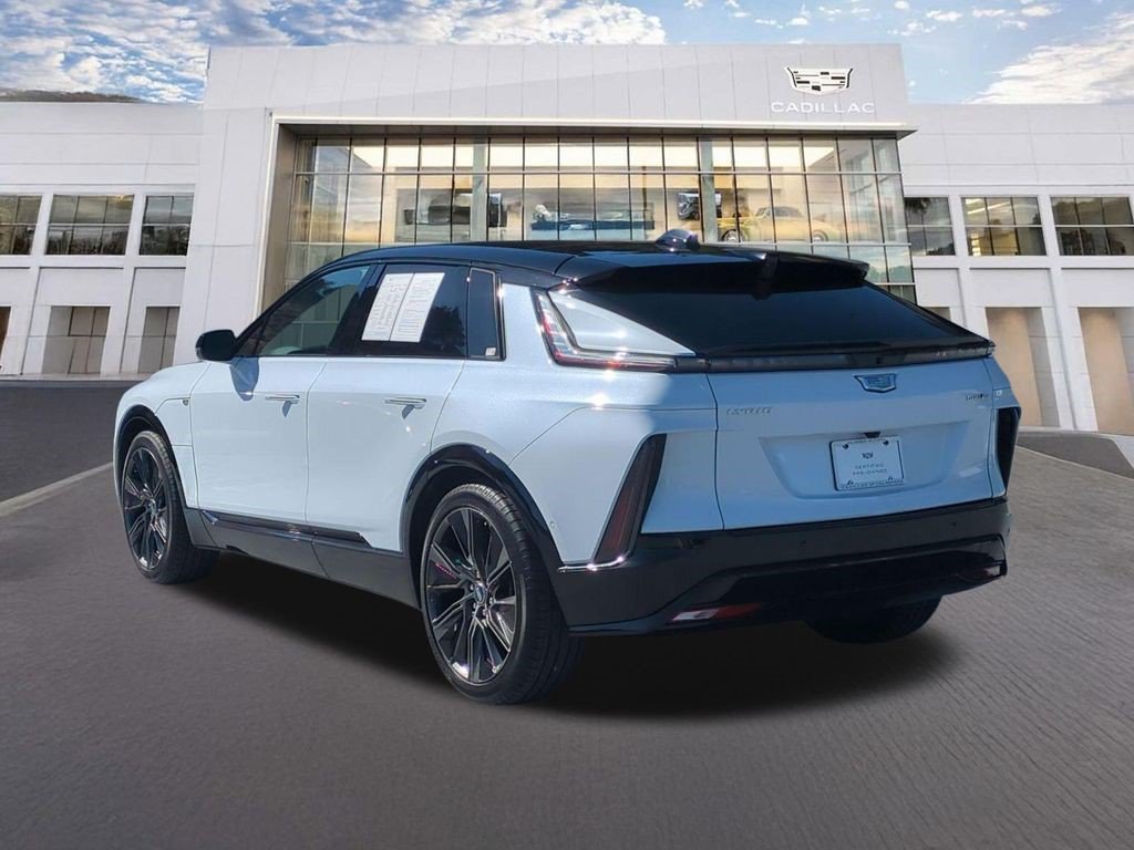 Certified 2026 Cadillac Lyriq Signature Sport AWD/4WD image 23