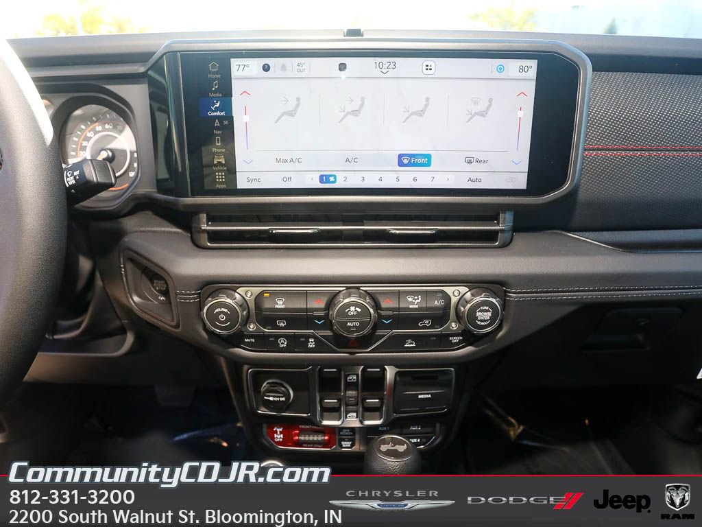 New 2026 Jeep Wrangler Unlimited Rubicon w/ Technology Group image 15