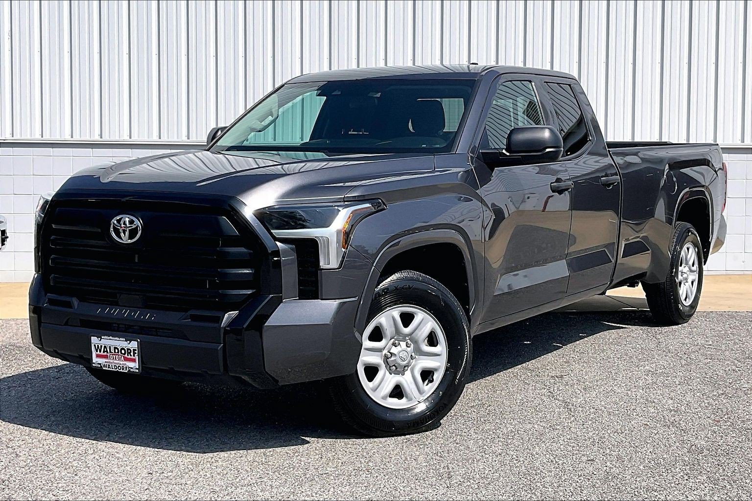 Used 2023 Toyota Tundra SR w/ SR Tow Package RWD image 2
