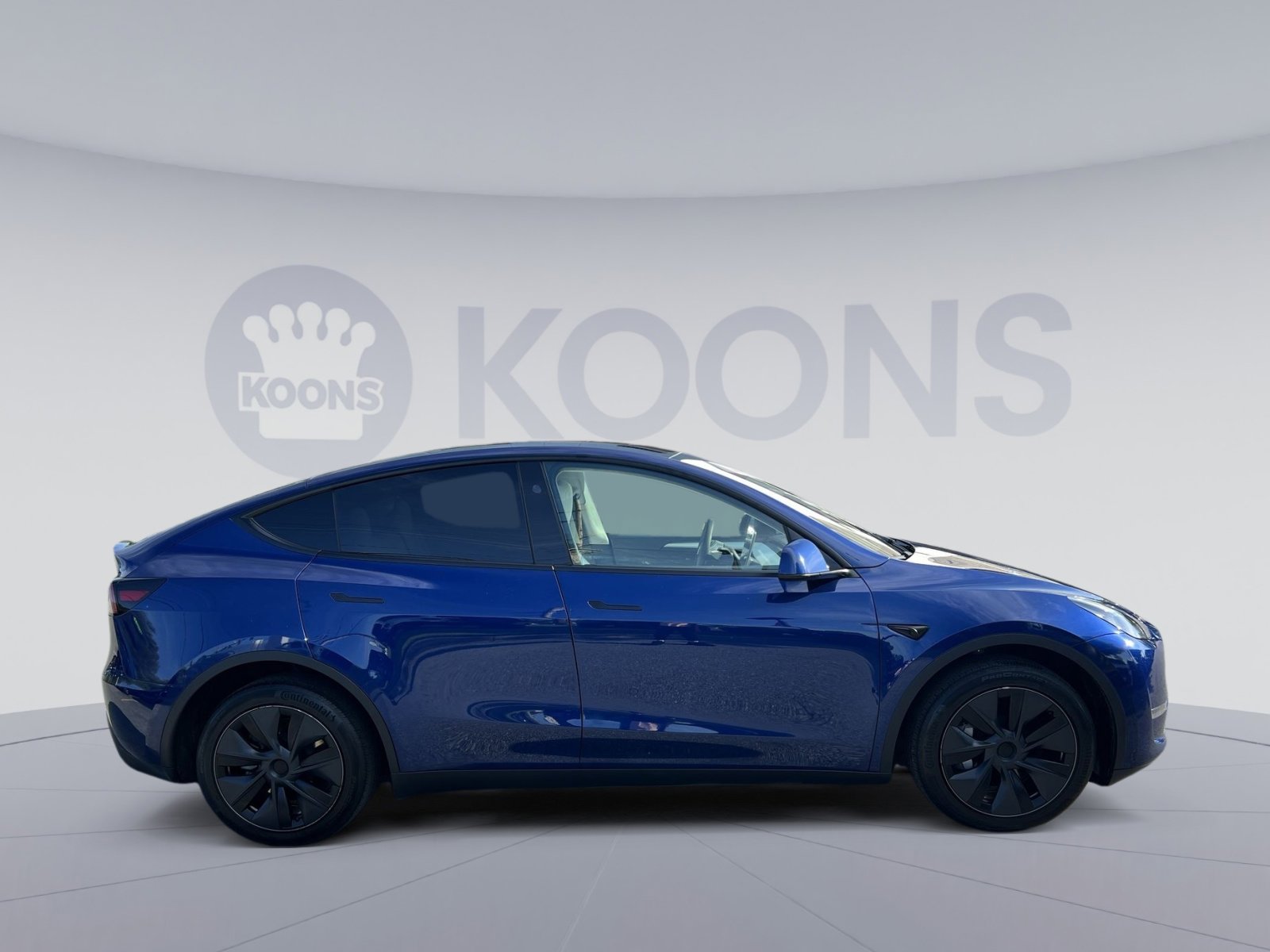 Used 2024 Tesla Model Y Long Range AWD/4WD image 8