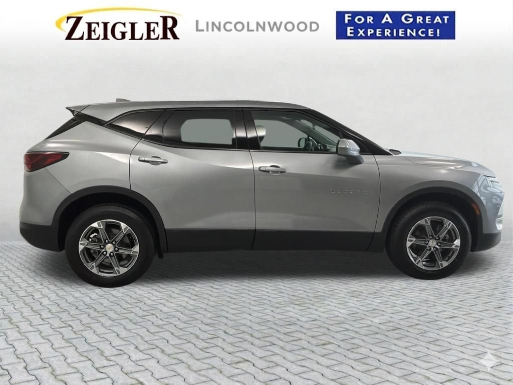 Used 2023 Chevrolet Blazer LT w/ Driver Confidence Package AWD/4WD image 7