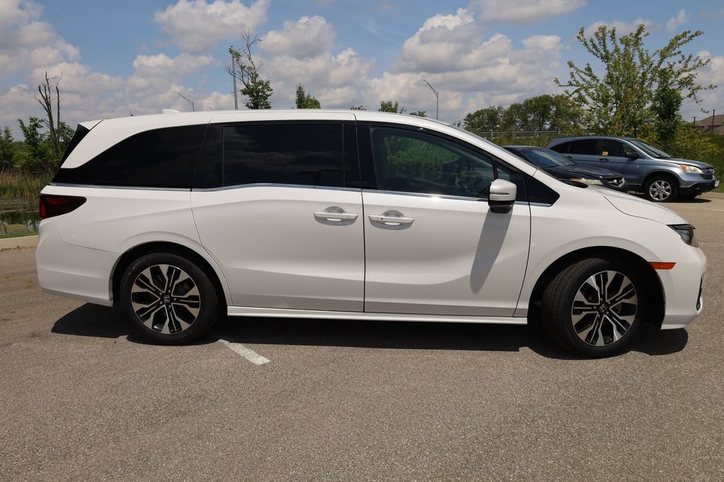 New 2026 Honda Odyssey Elite image 7