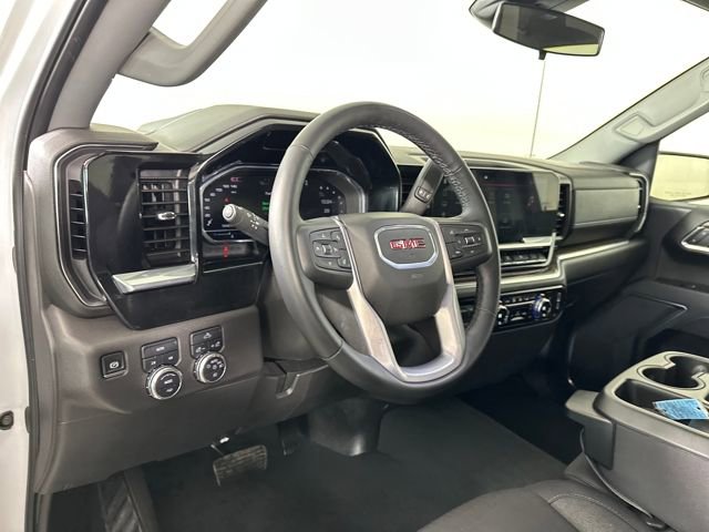 New 2025 GMC Sierra 1500 Elevation image 13