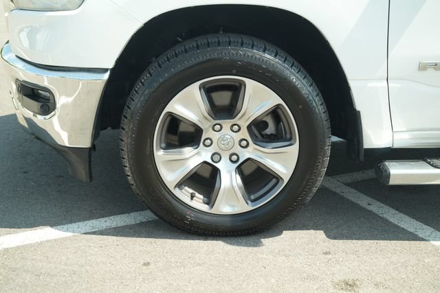 Used 2023 RAM 1500 Laramie AWD/4WD image 11
