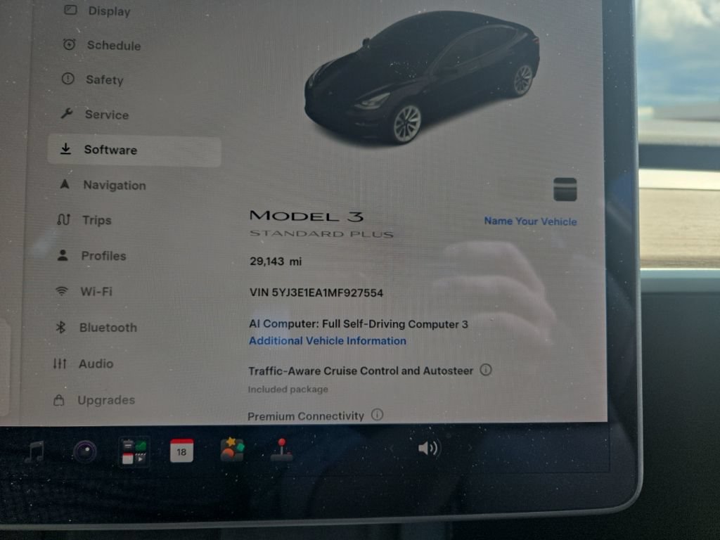 Used 2021 Tesla Model 3 Standard Range Plus RWD image 16