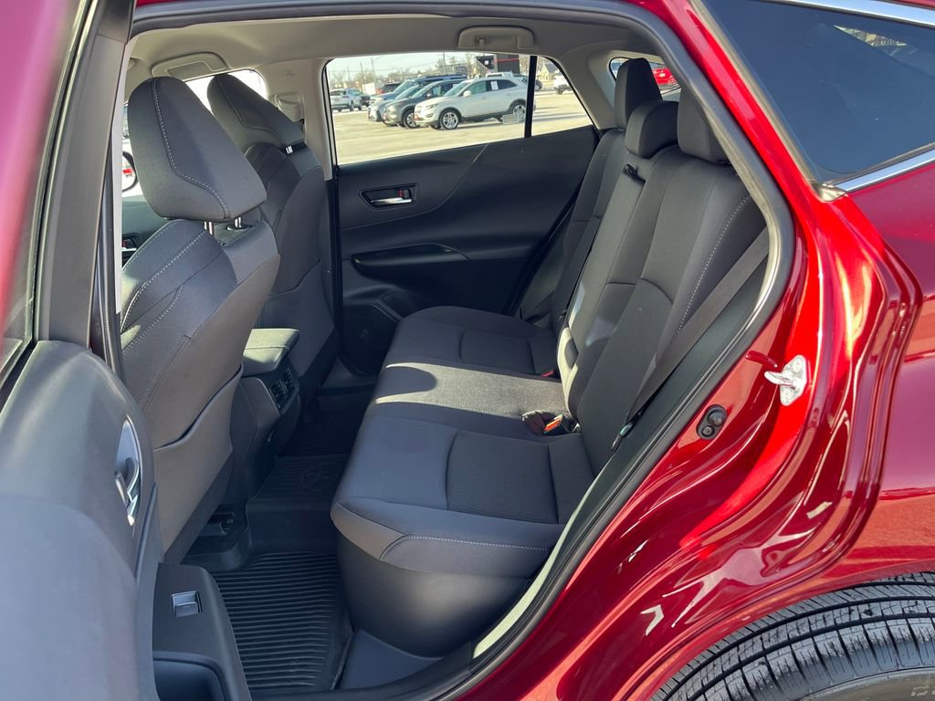 Used 2023 Toyota Venza LE image 15