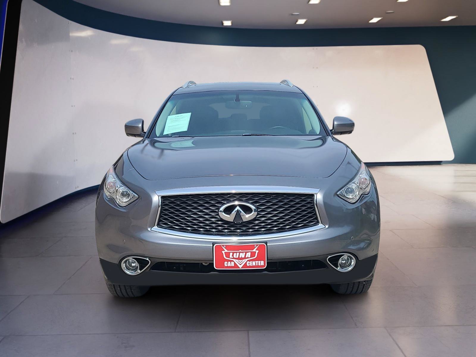 Used 2017 INFINITI QX70 AWD w/ Premium Package image 8