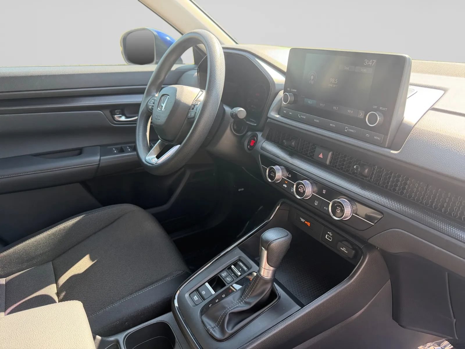 Used 2024 Honda CR-V LX image 34