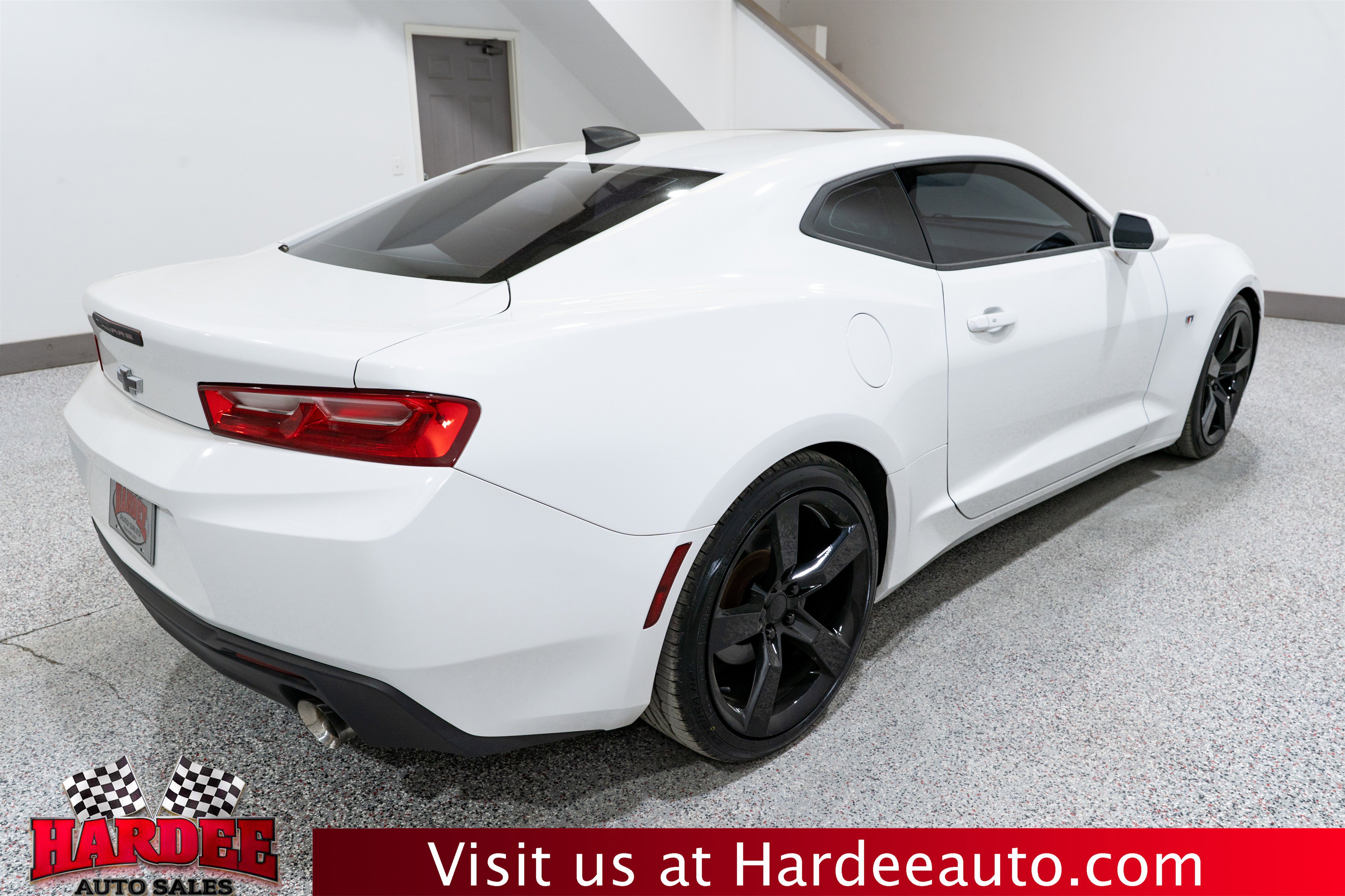 Used 2017 Chevrolet Camaro LT image 5