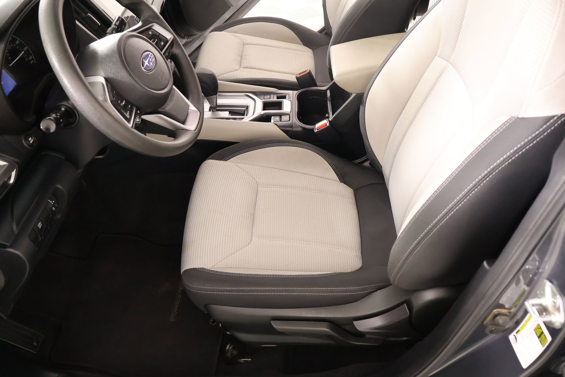 Used 2023 Subaru Forester AWD/4WD image 10