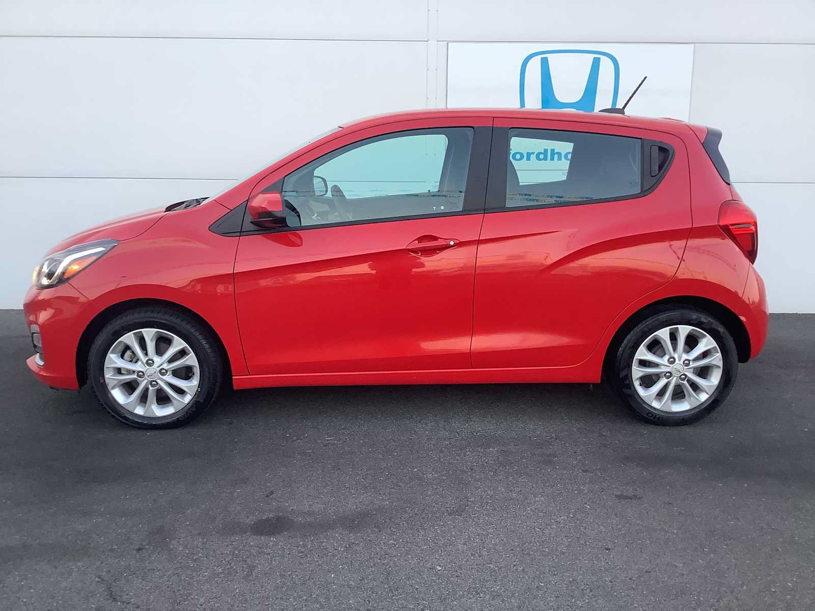 Used 2021 Chevrolet Spark LT FWD image 2