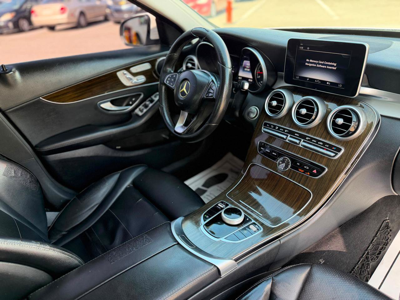 Used 2017 Mercedes-Benz C 300 Sedan image 6