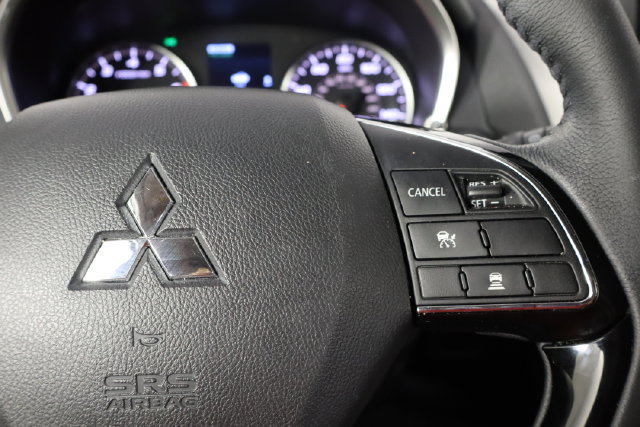 Used 2025 Mitsubishi Eclipse Cross SE AWD/4WD image 10