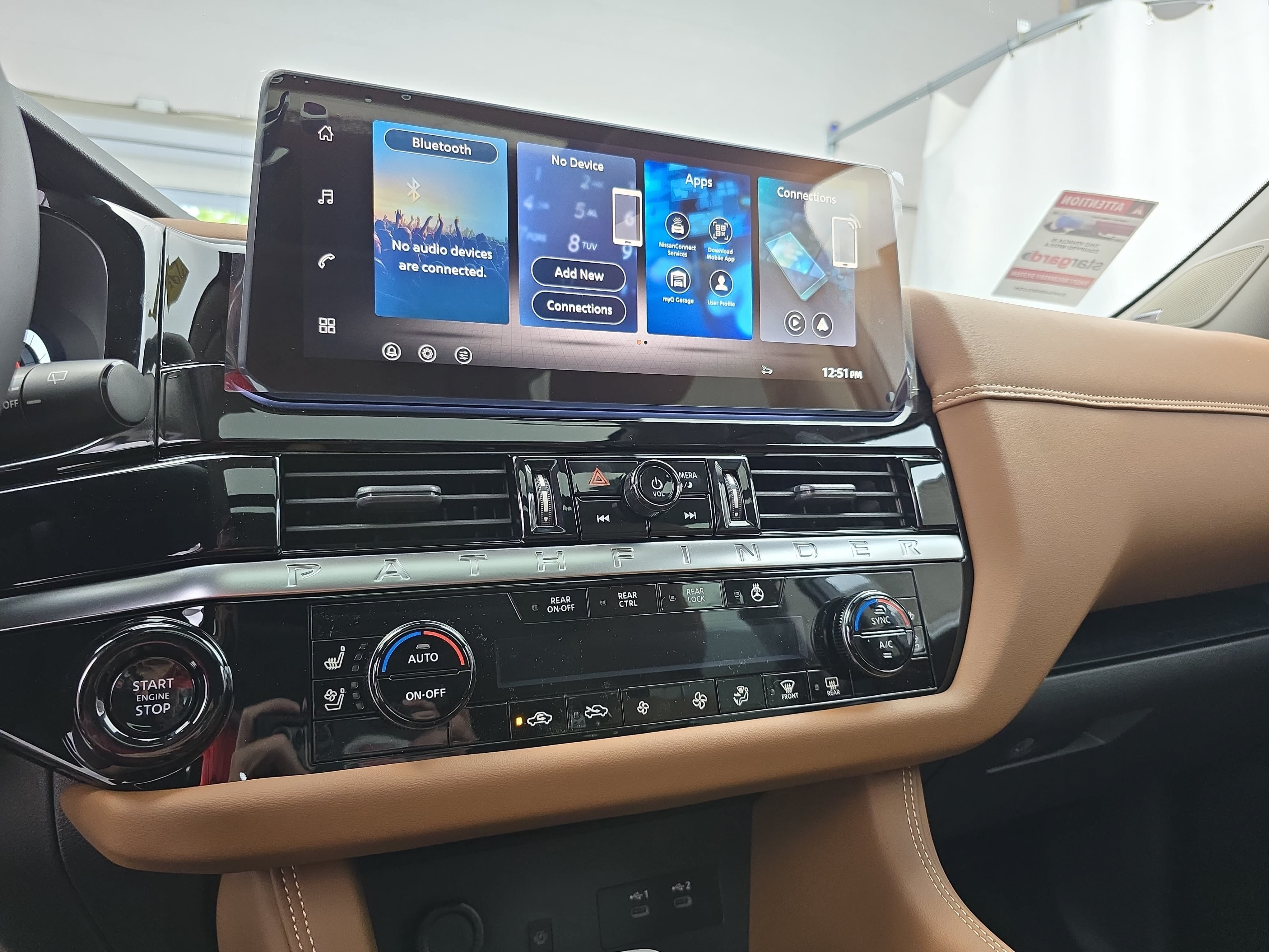 New 2026 Nissan Pathfinder Platinum AWD/4WD image 21
