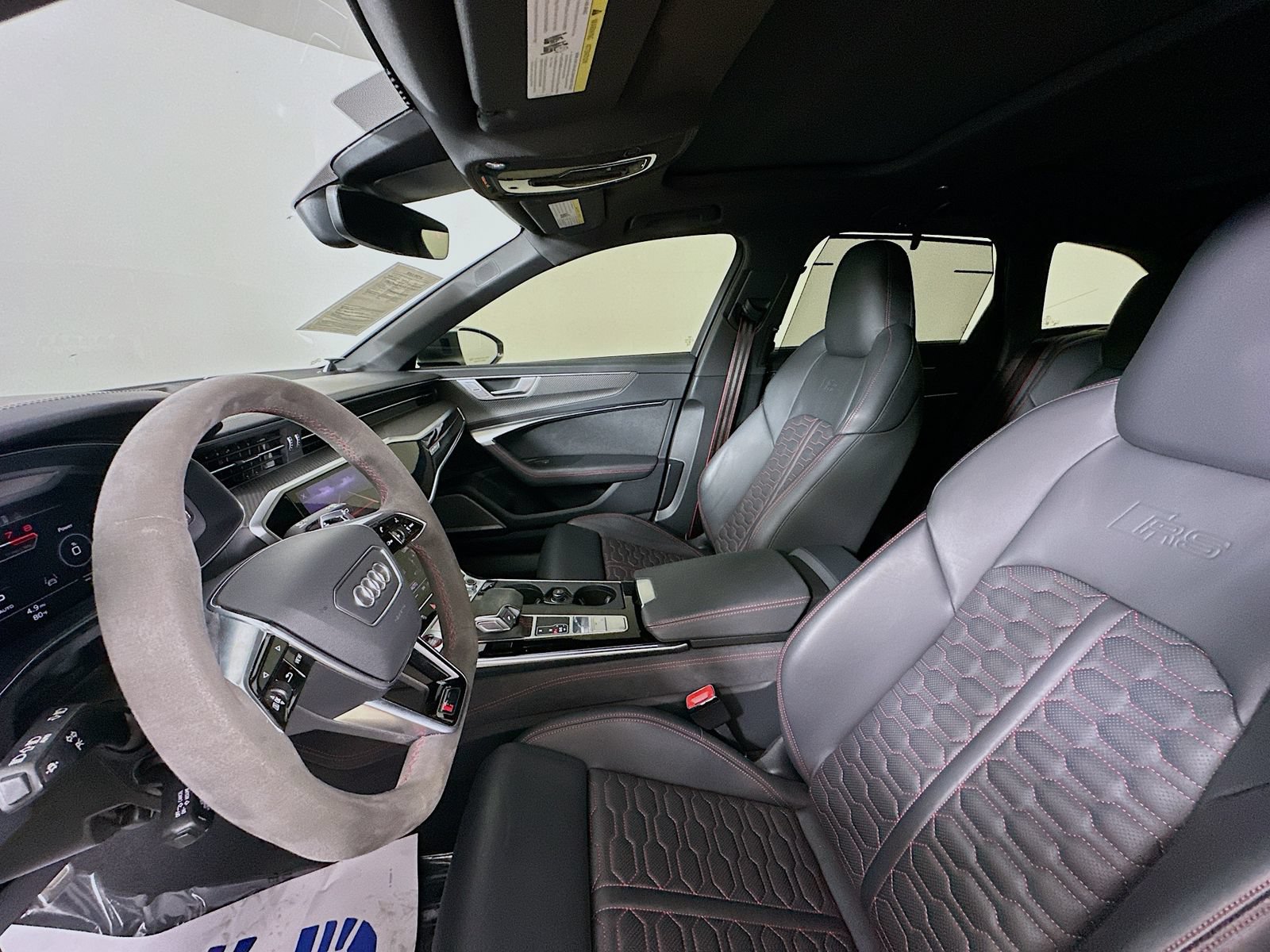 Used 2023 Audi RS 6 w/ Executive Package AWD/4WD image 34