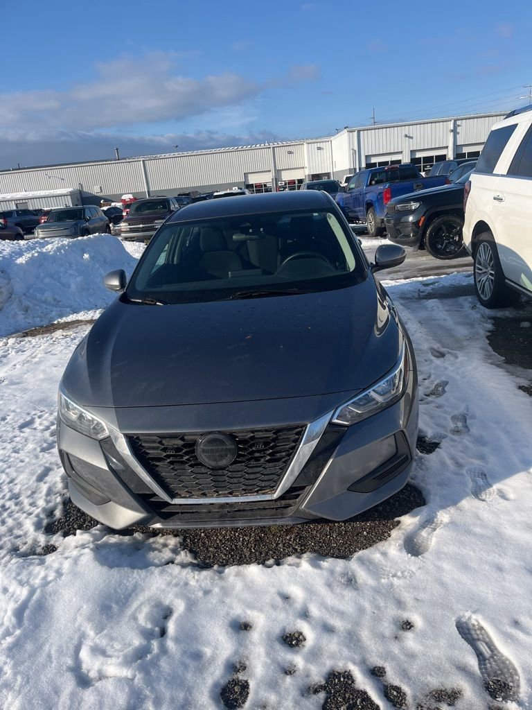 Used 2022 Nissan Sentra S w/ Lighting Package image 2