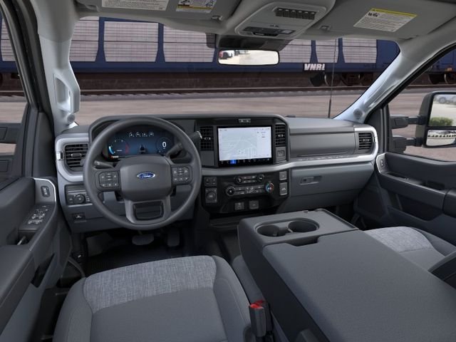New 2026 Ford F350 4x4 Crew Cab DRW Super Duty image 9