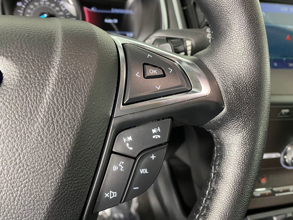 Used 2020 Ford Edge Titanium w/ Equipment Group 301A image 14