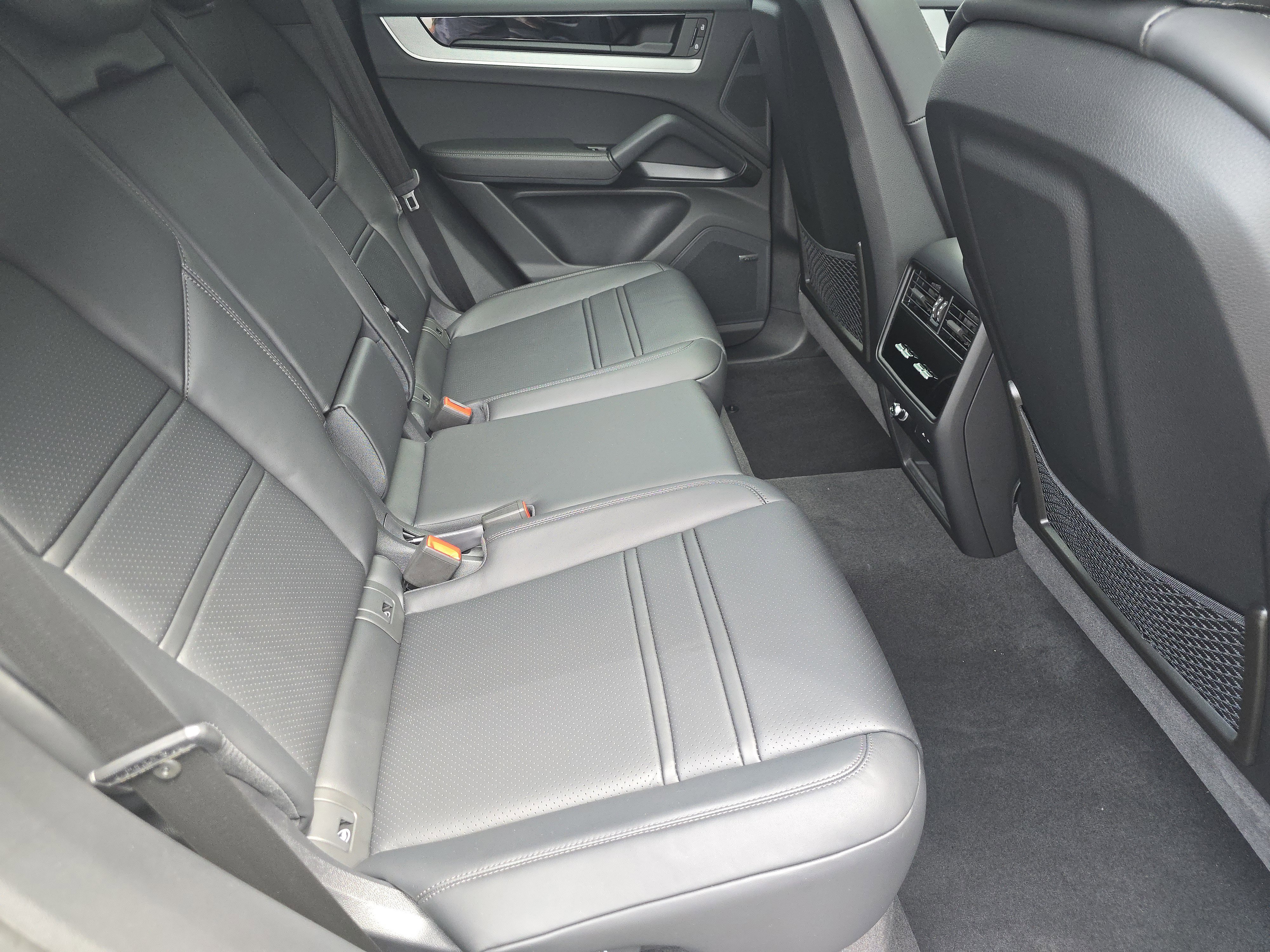 New 2025 Porsche Cayenne E-Hybrid image 25