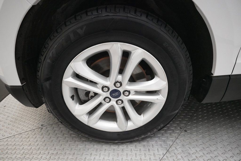 Used 2020 Ford Edge SEL w/ Convenience Package image 29