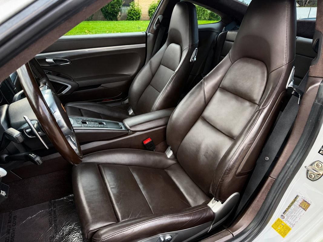 Used 2016 Porsche 911 Turbo AWD/4WD image 18