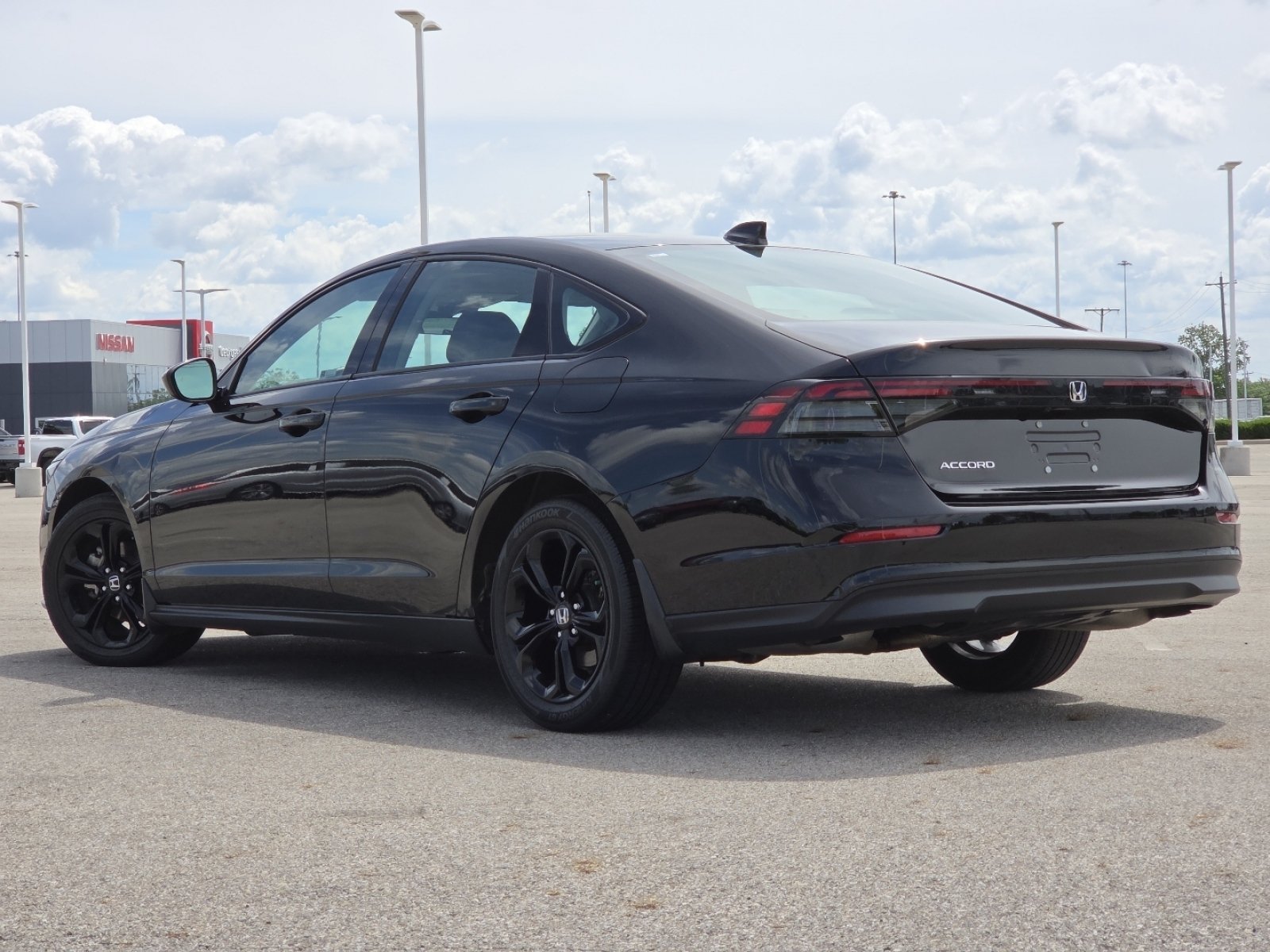 Used 2025 Honda Accord SE image 17