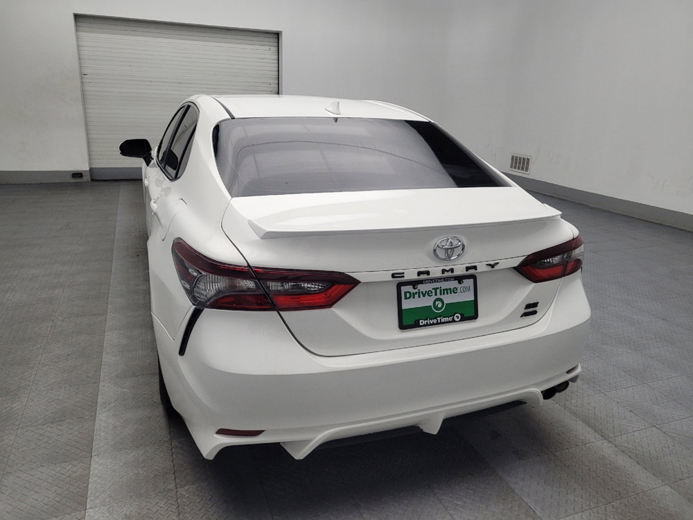 Used 2021 Toyota Camry SE w/ Cold Weather Package image 6