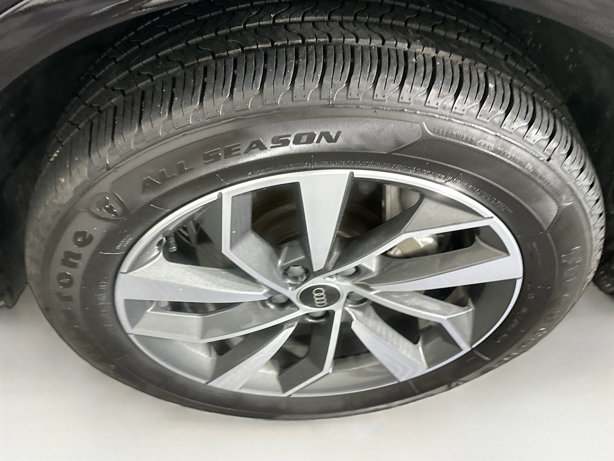 Used 2024 Audi Q5 2.0T Premium Plus image 11