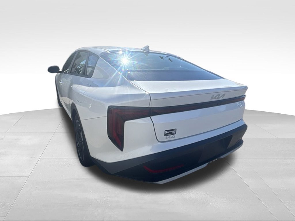 Certified 2025 Kia K4 EX FWD image 3