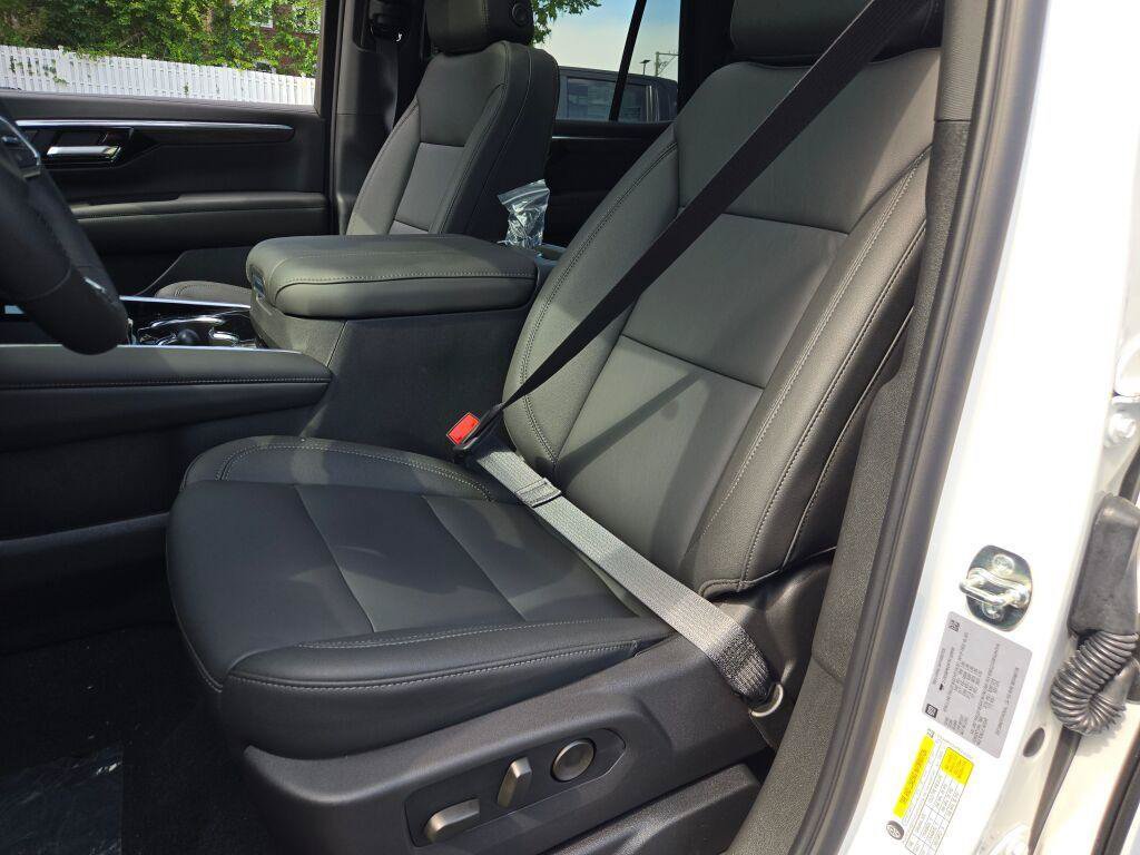 New 2026 Chevrolet Tahoe Z71 w/ Comfort Package AWD/4WD image 29