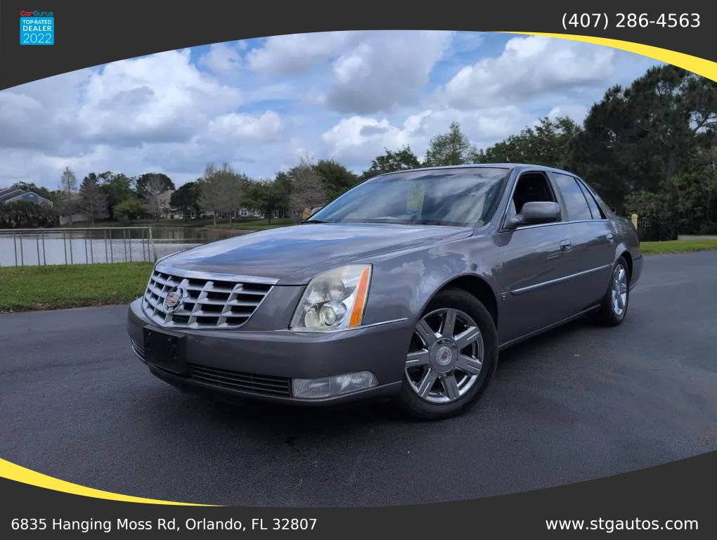 Used 2007 Cadillac DTS w/ Trunk Convenience Package FWD image 1