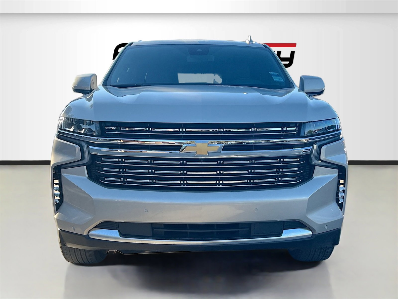 Used 2023 Chevrolet Tahoe LT w/ Luxury Package image 2