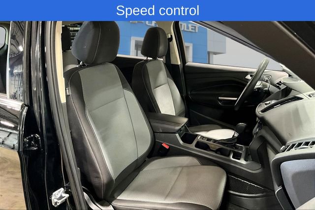 Used 2017 Ford Escape SE w/ Equipment Group 201A image 27