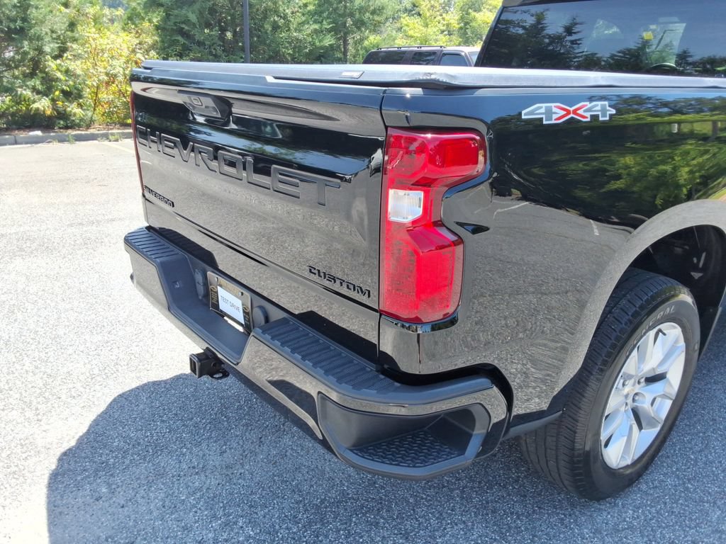 Certified 2024 Chevrolet Silverado 1500 Custom w/ LPO, Dark Essentials Package AWD/4WD image 16